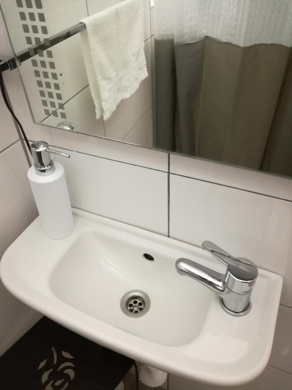 Guesthouse Coco 슬라본스키브로드 외부 사진