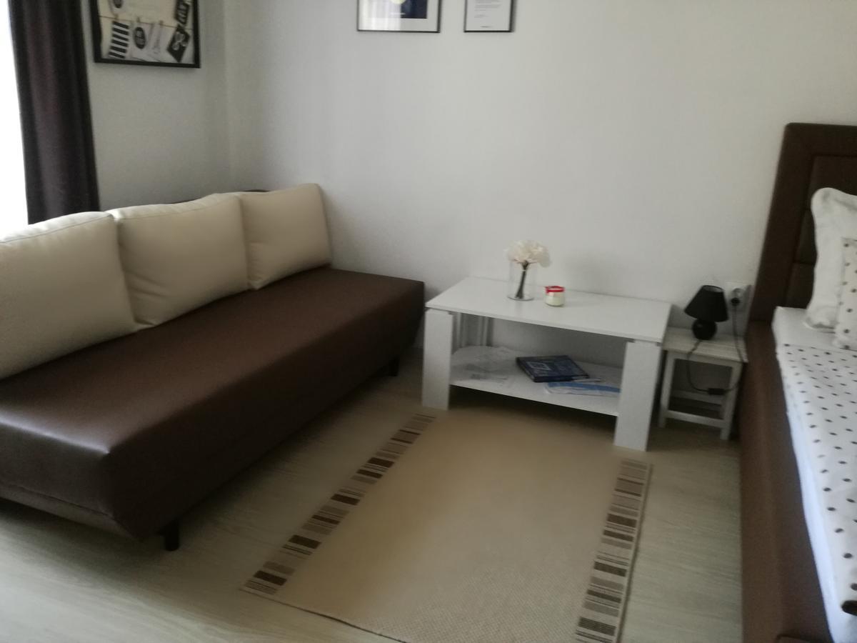 Guesthouse Coco 슬라본스키브로드 외부 사진