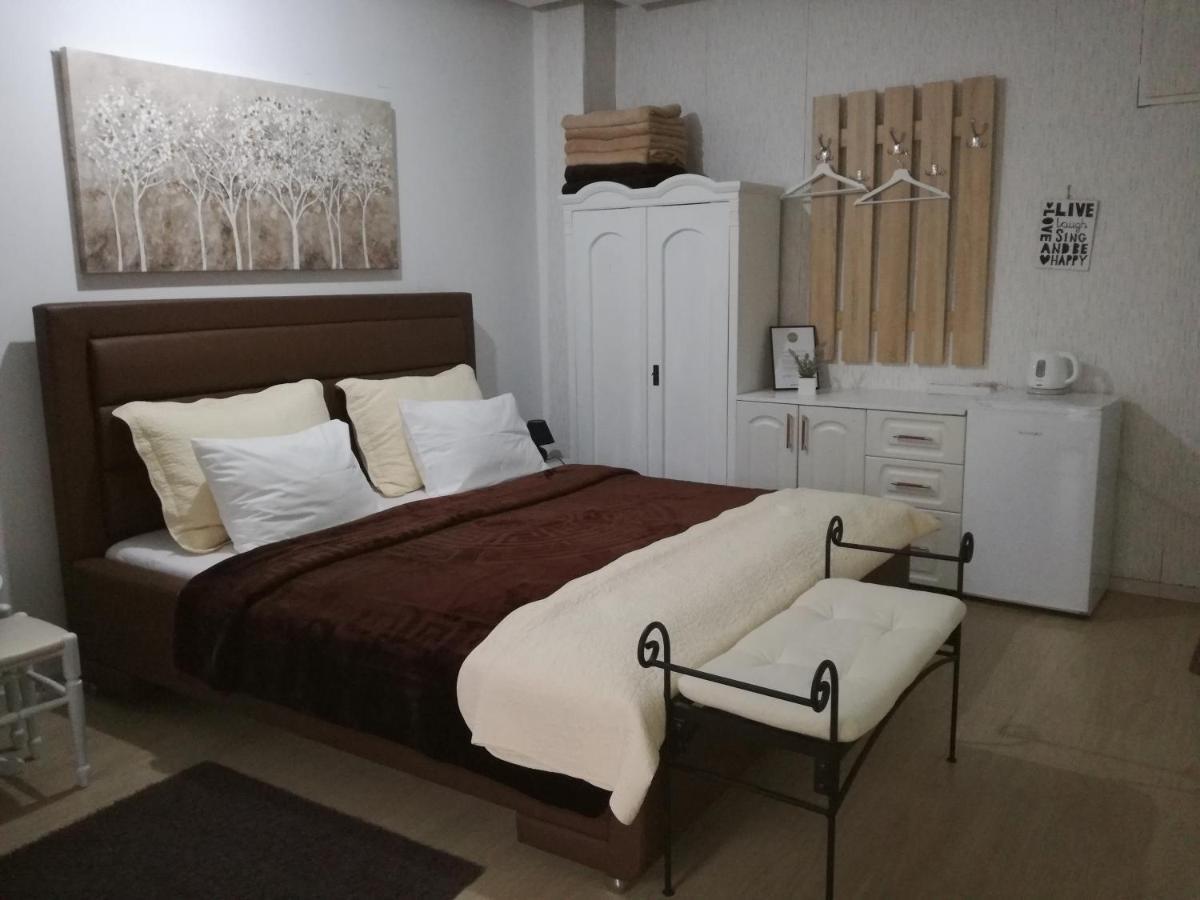Guesthouse Coco 슬라본스키브로드 외부 사진